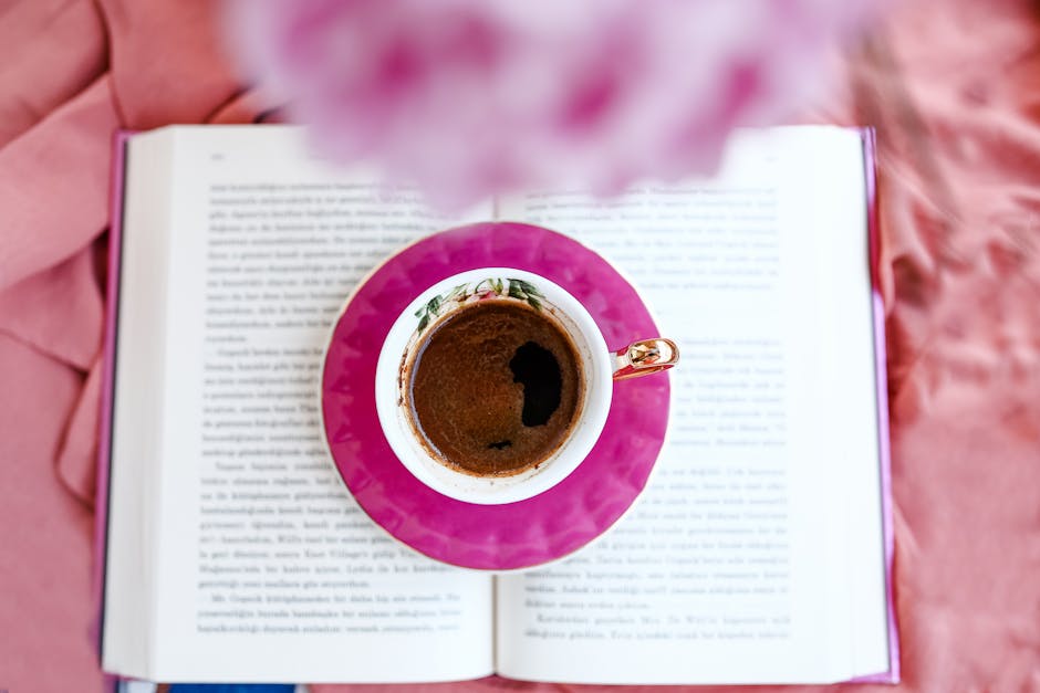 Bücherstapel Februar 2021, Annes Monatslektüre